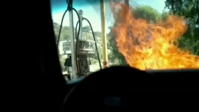 Тревожный вызов смотреть онлайн фильм (Ссылка на полный фильм под видео)