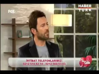 Seslisensizim,Songül Karlı Canlı yayında Eşi kızınca kıyafetini değiştirdi! - YouTube,Seslisensizim.com