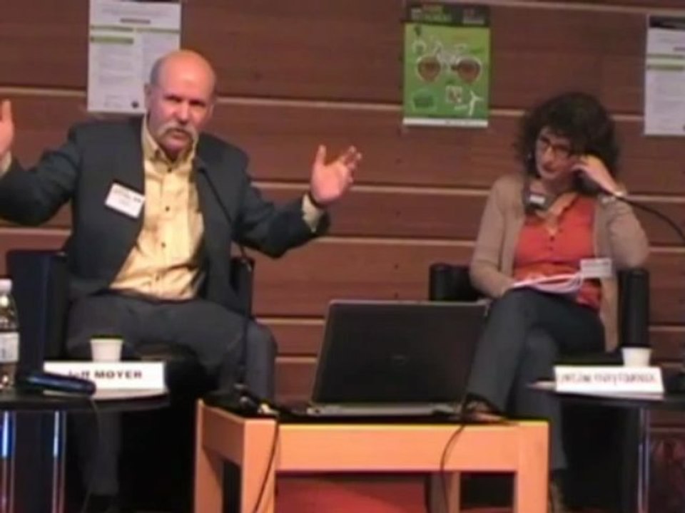 Jeff Moyer 30 ans de comparaison agriculture biologique - fédération nationale de l'agriculture biologique (FNAB) et la SPAS organisateur du salon "vivre autrement"