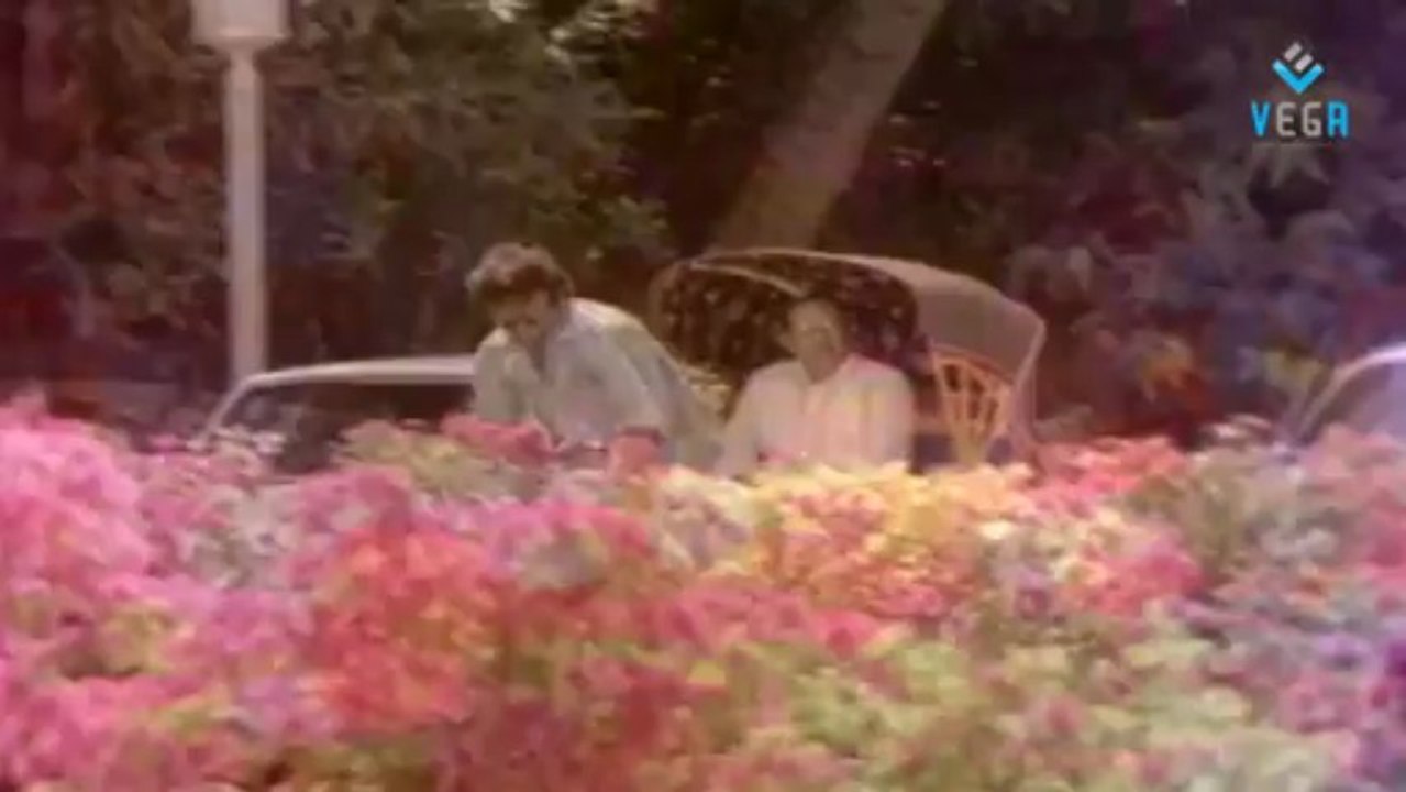 Uzhaithu Vazhe Vendum - Tamil Movie Part 08