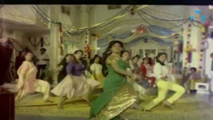 Uzhaithu Vazhe Vendum - Tamil Movie Part 04