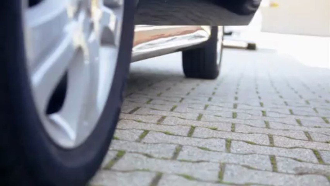 Ade037188-hotelalka_ohnelogo_mp4_h264_640x360