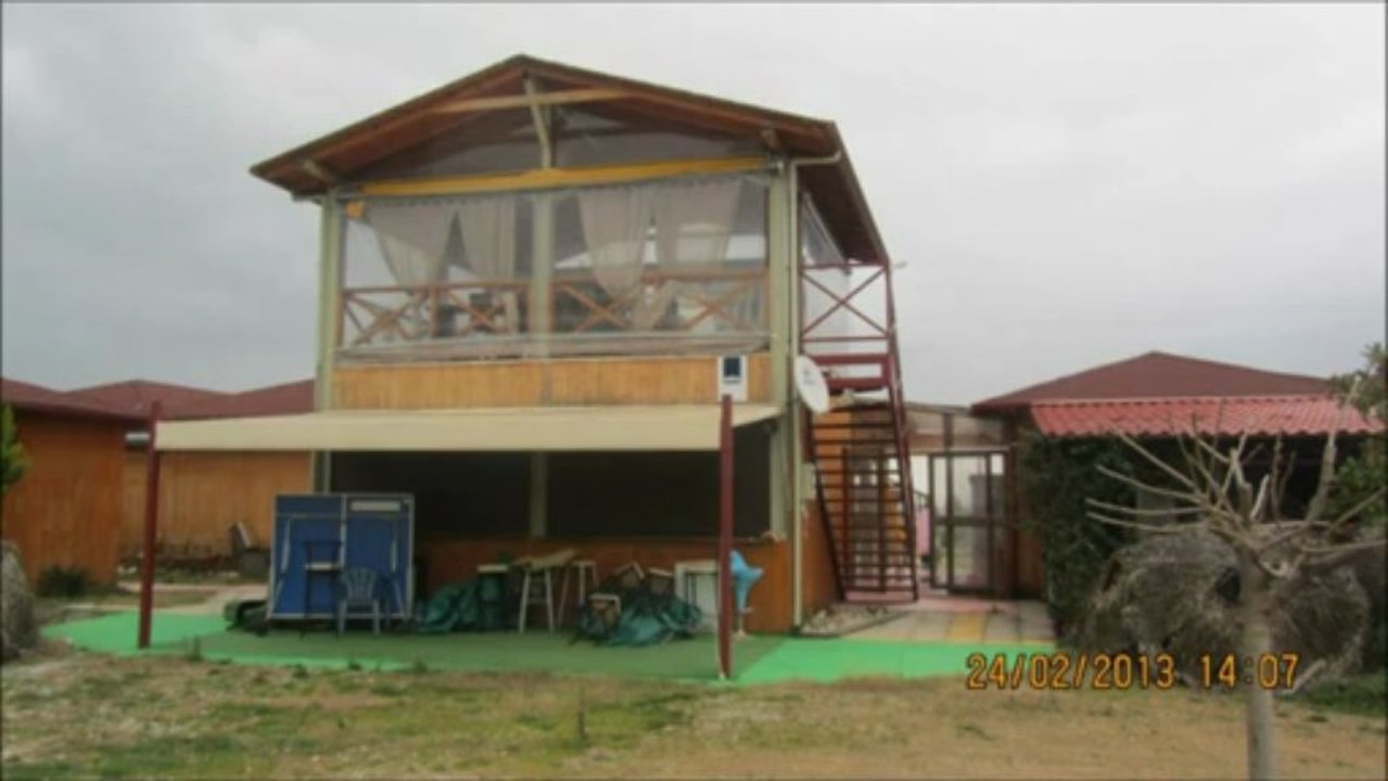 cafe bar kids playgraound