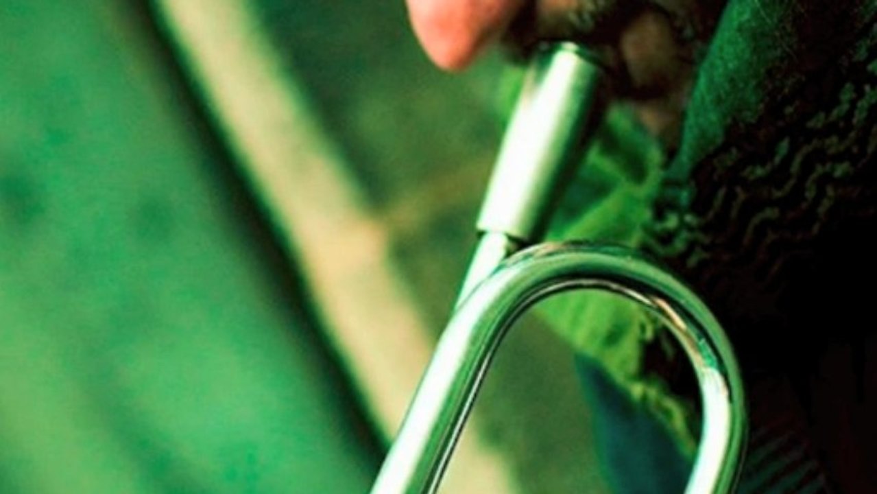 gran torino Jamie Cullum cover ( just for fun ) recorded with my macbook pro integrated microphone