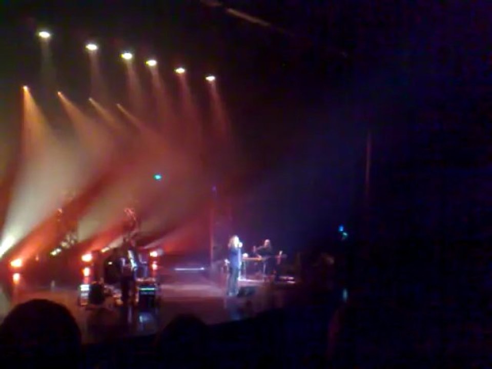 Jamais assez loin Isabelle Boulay Chateauneuf sur Isere 12 mars 2013