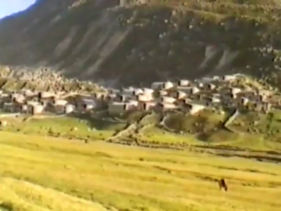 Saklı Ezgiler  Trevit Yaylası  Yol Yokken (1993)