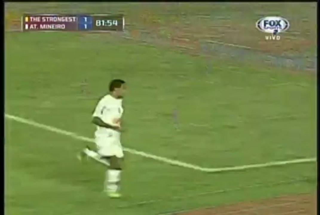 Autogol de Luis Méndez [The Strongest-Atlético Mineiro]