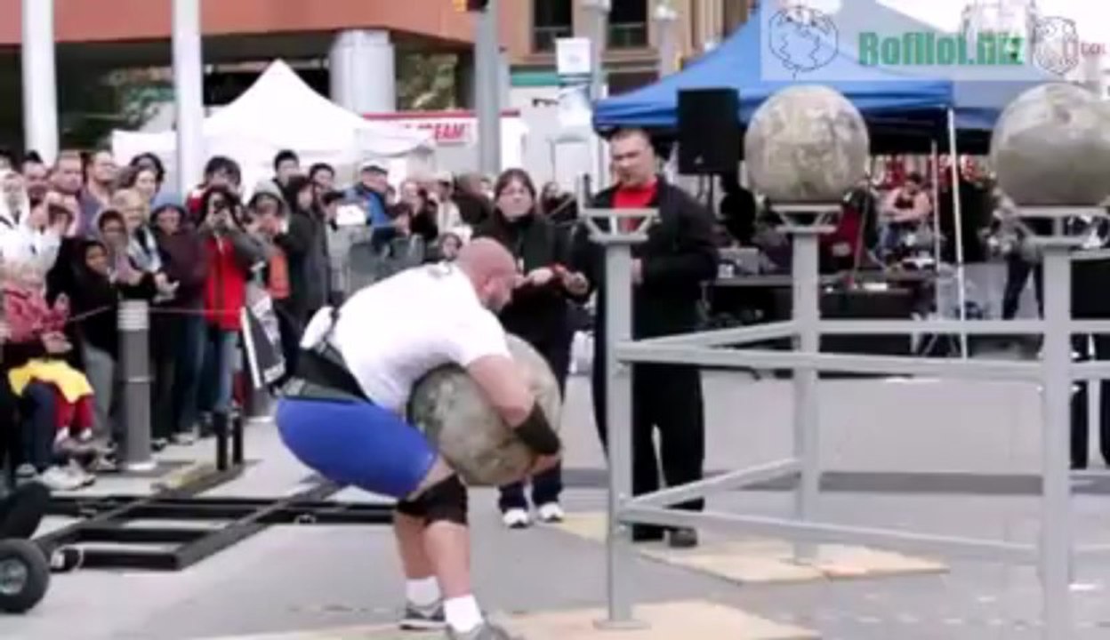 Muskeln spielen lassen