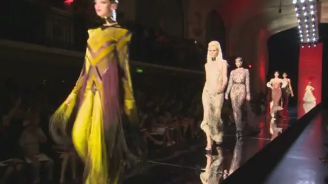 Jean Paul Gaultier _ Haute Couture Fall Winter 2012_2013 Full Show Part 2 _ Exclusive