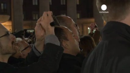 Celebración entre los latinoamericanos reunidos en la...
