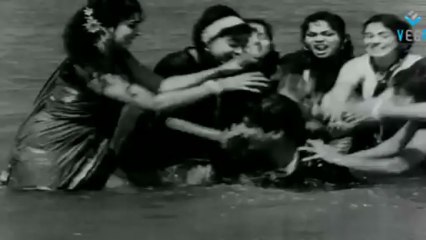 Naanamillai Ungal Kangalukku - Tamil Video Song (Anbu Vazhi)