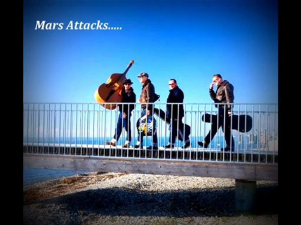 MARS ATTACKS - Give Me An Answer