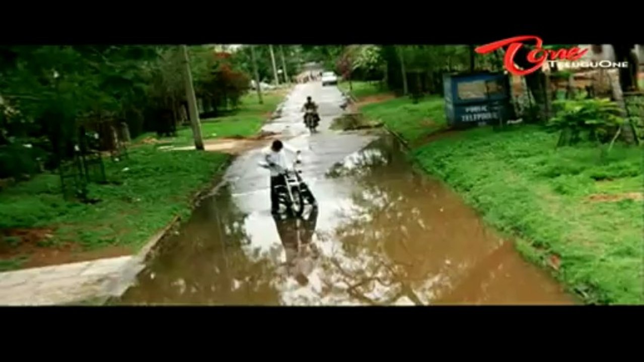 Rain Water Comedy Scene Between School Kid - Abbas