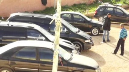 Syria conflict triggers booming used car market