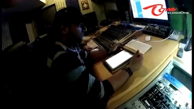 Mirchi Movie Yahoo Yahoo Song Recording -‬ Devi Sri Prasad - ‪Mika Singh‬