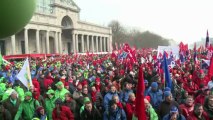 Des milliers de manifestants à Bruxelles avant le sommet de l'UE