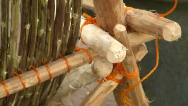 Ecotourisme au Bénin : fabrication de meubles dans la région de Ouèssè