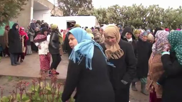 Tunisie: les obsèques d'Adel Khazri tournent à la manifestation