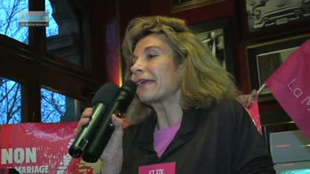 Mariage gay: Frigide Barjot en visite à Strasbourg