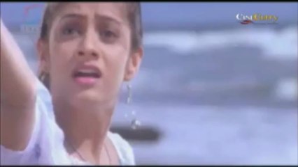 cute scene of dhanush from tezaab