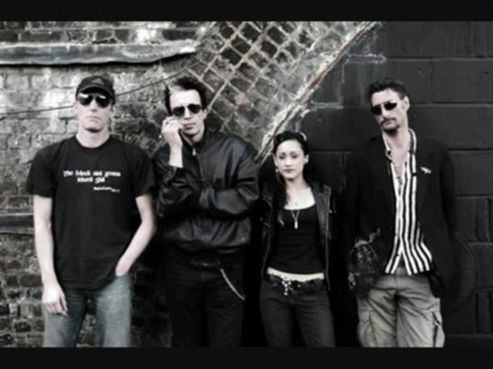 Alabama 3 - Woke up this morning