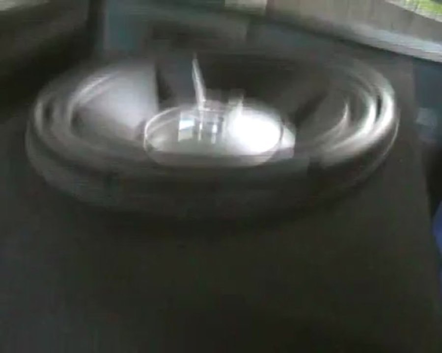 3 jbl dans l'auto