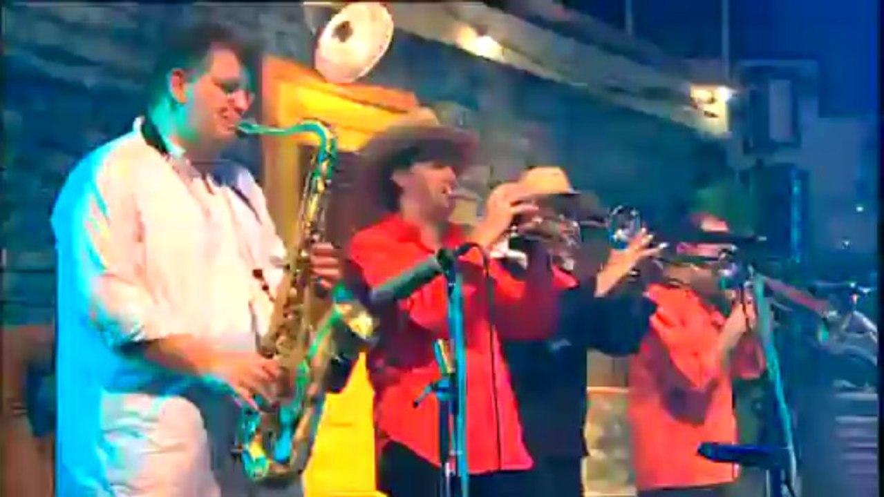 KASSAV en vivo-LA MEDICINA - Zouk La Se Sel - LUISMUSICTV HD