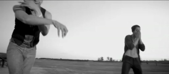 Descemer Bueno feat. Omi - Ella