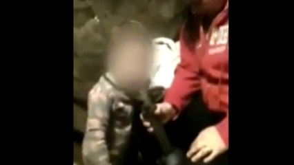 male dite kouri marihuanu