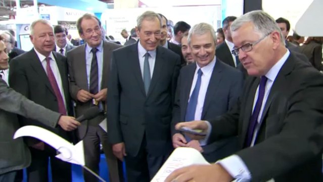 Regards croisés : Recyclage des mobiles