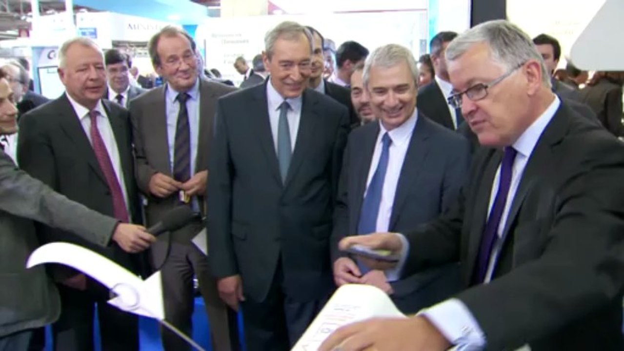 Regards croisés : Recyclage des mobiles