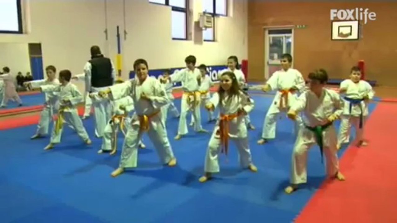 Tesoro salviamo i ragazzi  Ep. 6 - Colazione sana e Karate