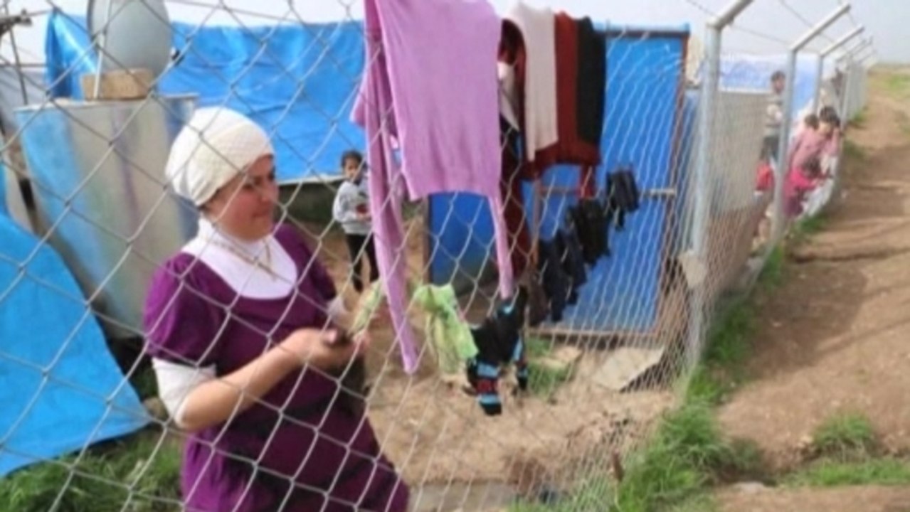 Syrian refugees face third year of war in hungry exile