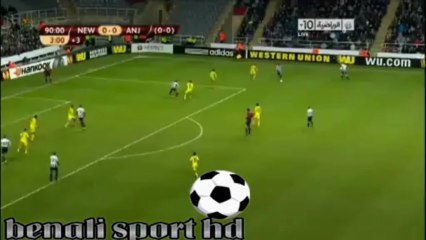 هدف نيوكاسل يونايتد1-0انجي(14/03/2013)الدوري الاوروبي تعليق سوار الذهب