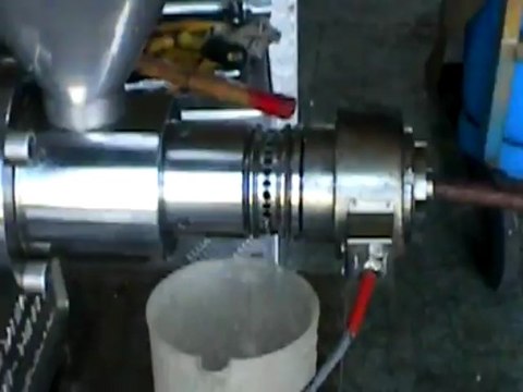 Ekotok 1 - Pressing Grapeseed Oil in our Oil Presses