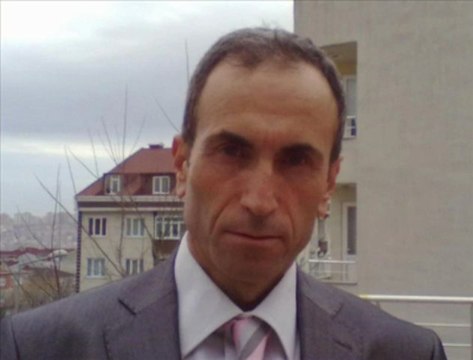 Doğan Keleş Evlerinin Önünde Yapar Araba Ağırlama (Semah)