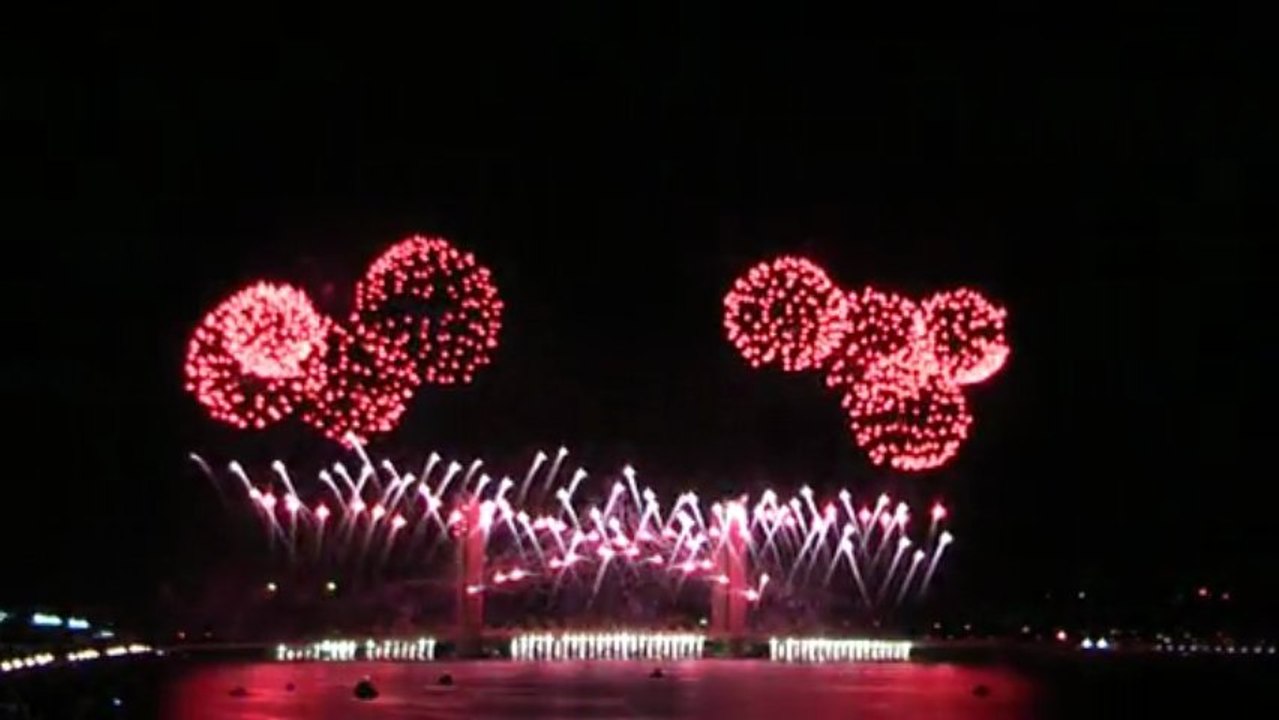 Pont Chaban Delmas à Bordeaux, le feu d'artifice d'inauguration