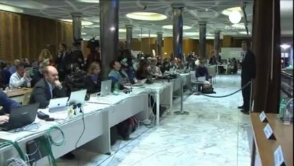 El Vaticano rechaza las acusaciones contra el papa