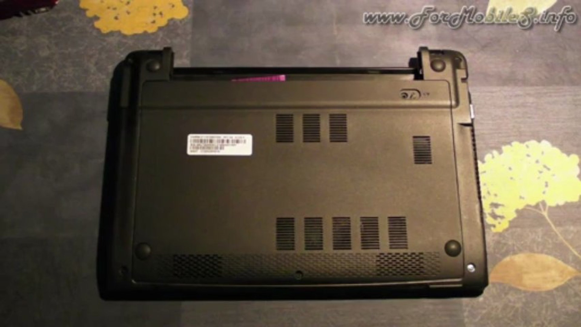 Acer TravelMate B113 - Come rimuovere alimentatore e batteria - Video  Dailymotion