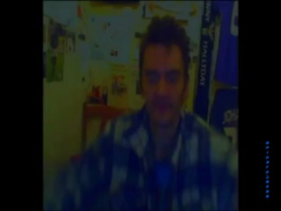 Nabilla vs Joharno  Non mais, Allo quoi ...t'es une fille, t'as pas d'shampooing