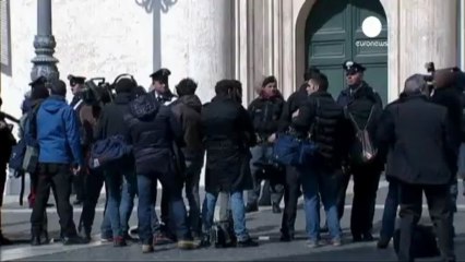 Peut-être un premier pas vers la sortie de crise pour...