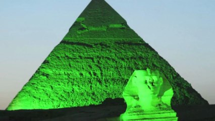 Esfinge verde para o dia de São Patrício