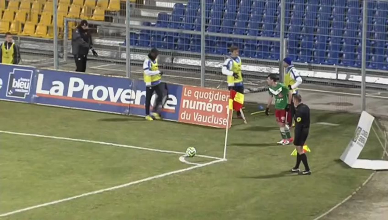 AC Arles Avignon (ACA) - CS Sedan (CSSA) Le résumé du match (29ème journée) - saison 2012/2013