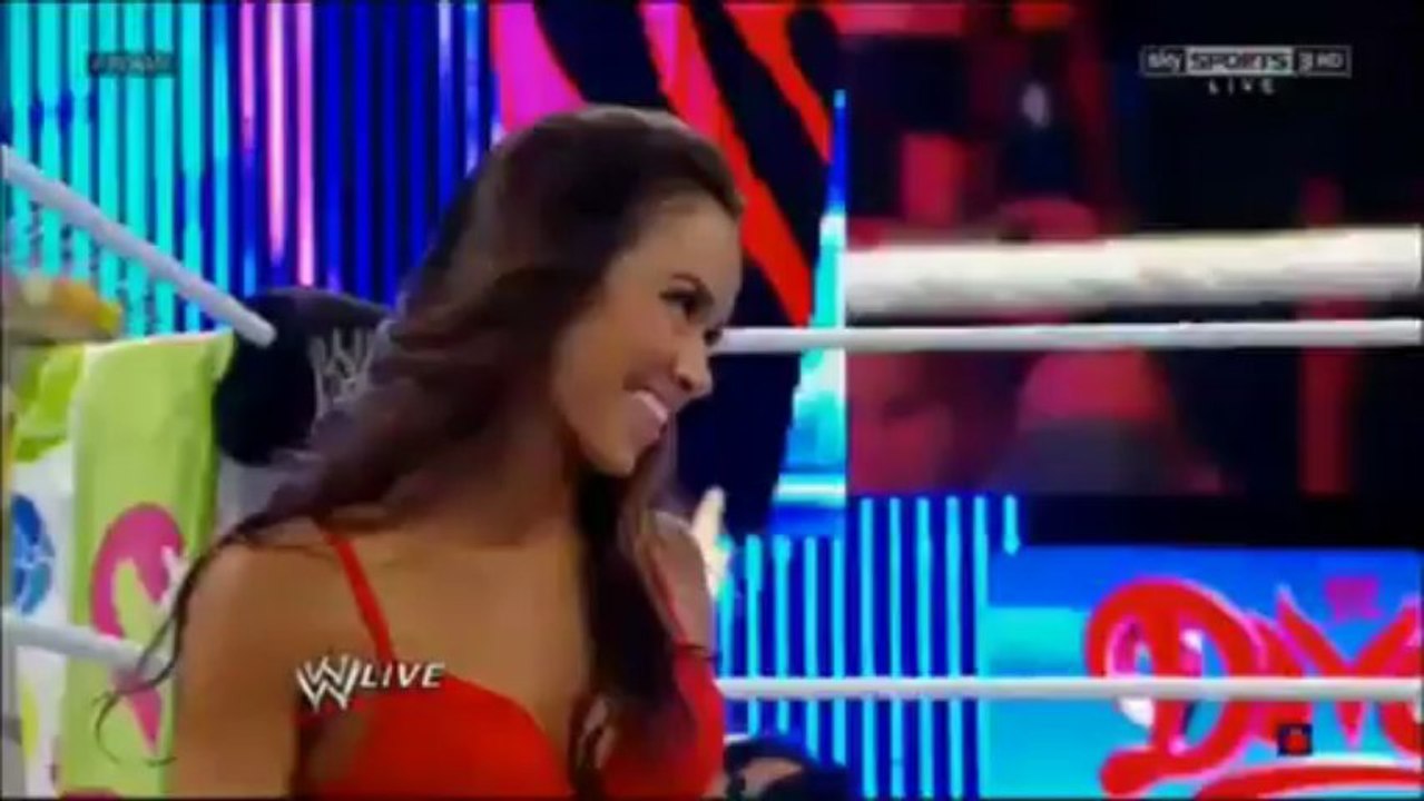 WWE RAW Bikini Divas Summertime Beach Battle Royal 2012 Feat