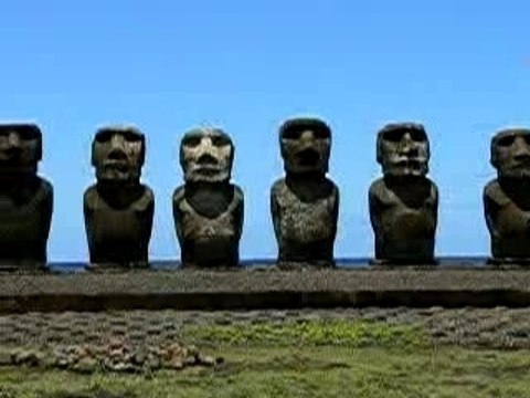 île-de-paques-plage-moais