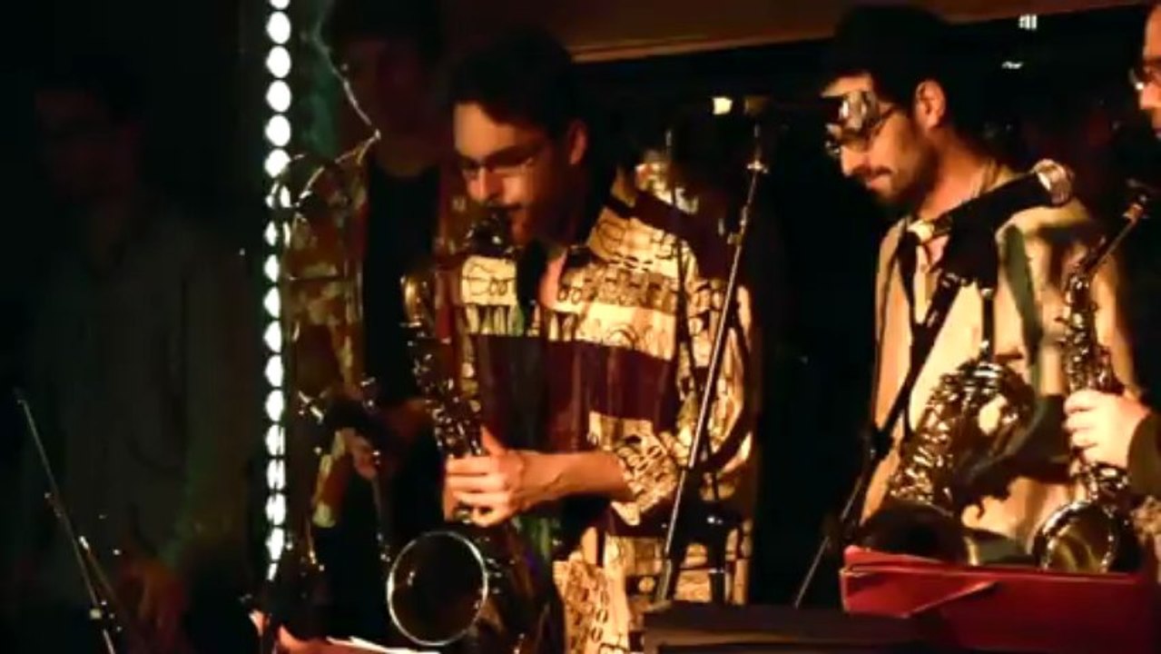 Opposite Afrobeat - Insurrection (Souljazz Orchestra)