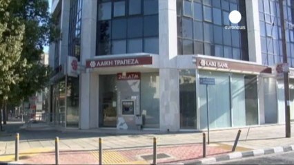 Los chipriotas, indignados ante un "corralito" a la europea