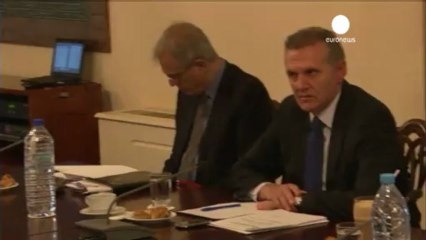Cyprus postpones bailout debate until Monday