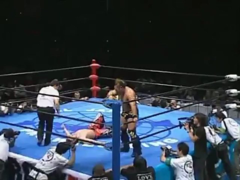 Naomichi Marufuji vs. Shuji Kondo - AJPW 03.11.2008