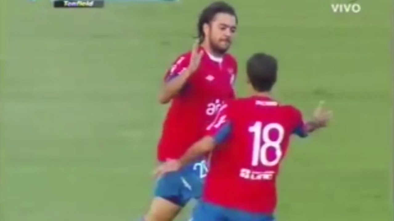 Un nouveau délice de coup franc signé Recoba !